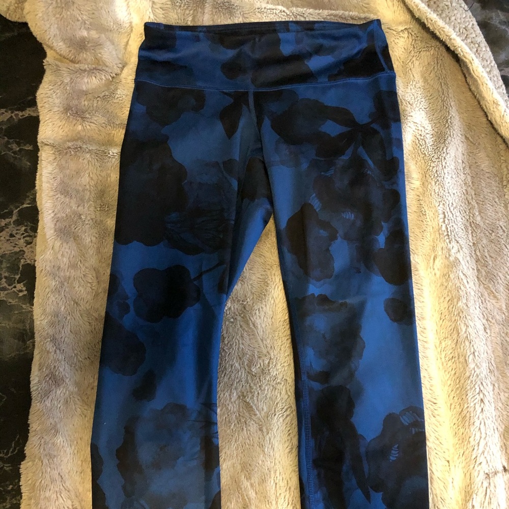 Lulu lemon crop leggings